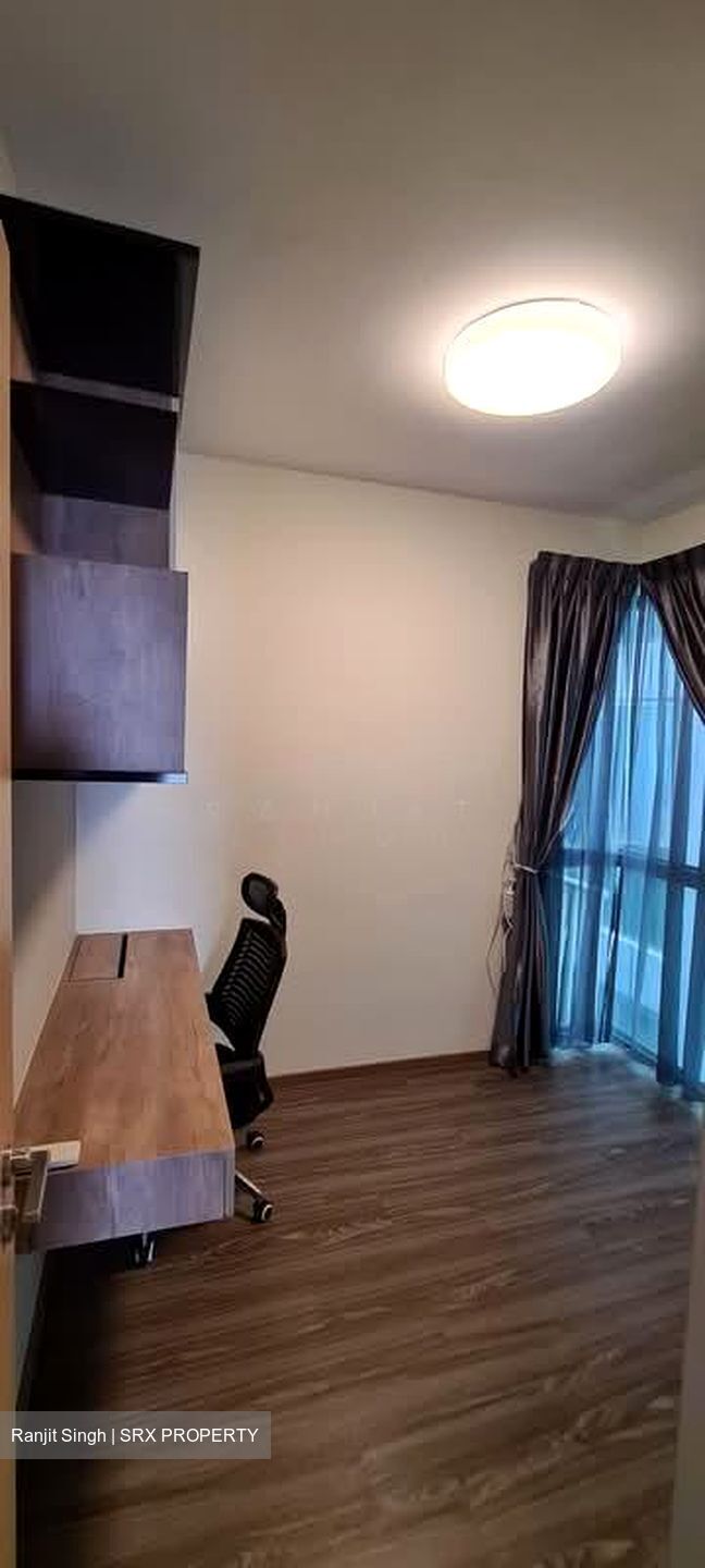 Ripple Bay (D18), Condominium #566261061